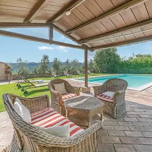 agriturismo-casale-villa-chiara.hotels-perugia.com/